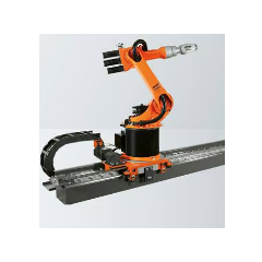 ⿨KUKA KR10 