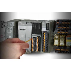 Ȫ¿ PLC  MicroSmart_FC6A FC6A-N08B1