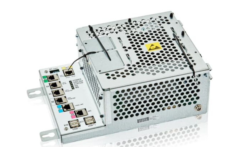 ABB  3HAC050363-001 DSQC1018 Computer  